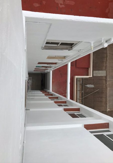 Trabajo en patio interior de edificio